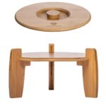 Eleganter Deckel und passender Sockel aus hellem Bambusholz, Zubehör für einen Wasserfilter von Lotus Vita.